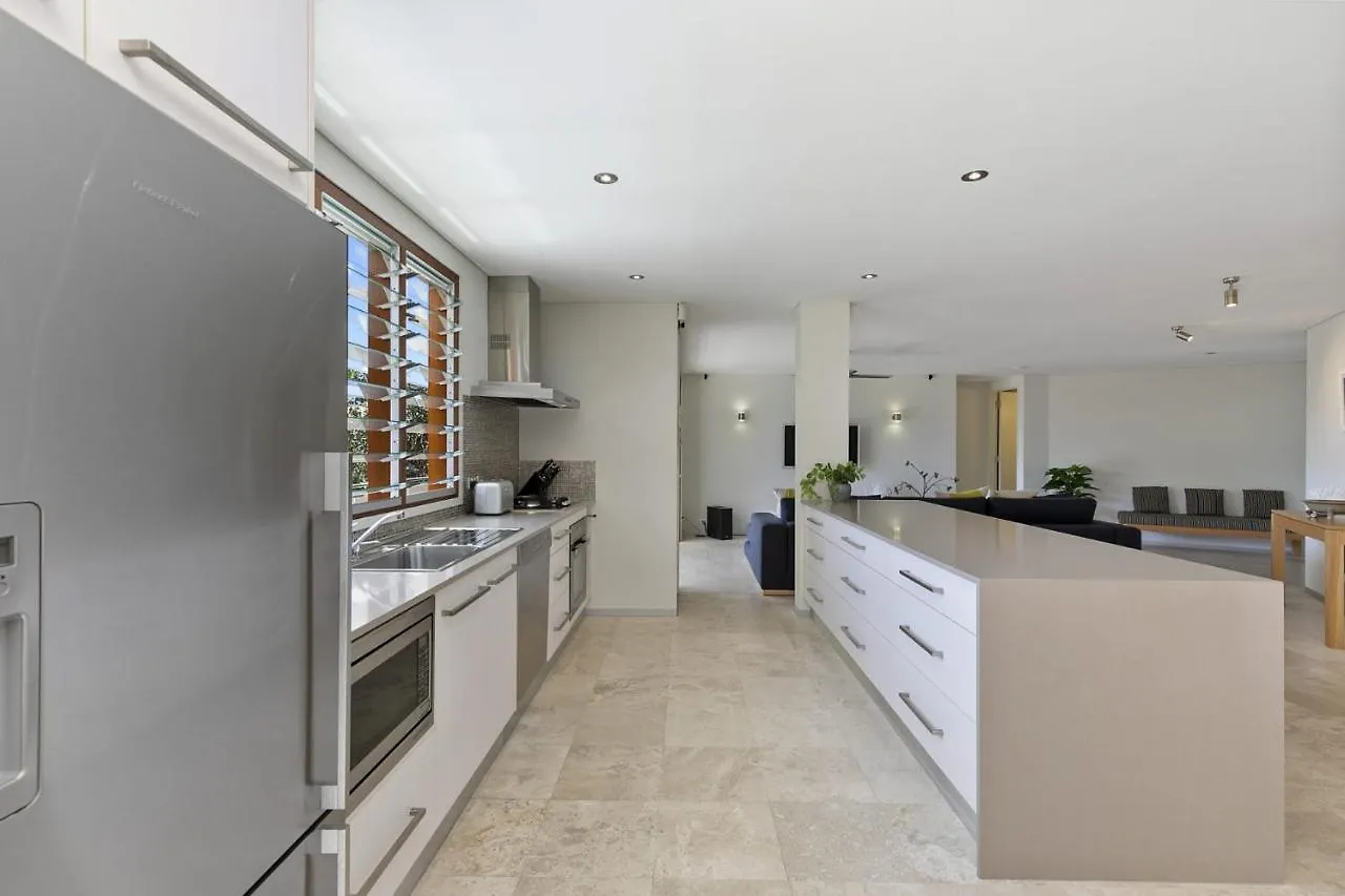 2 4 Meegera Place Point Lookout Australie